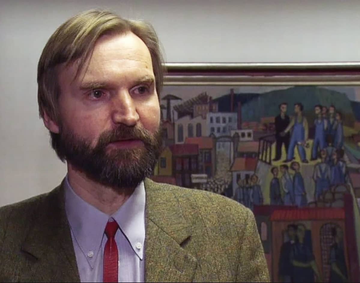 Jari Hellsten.