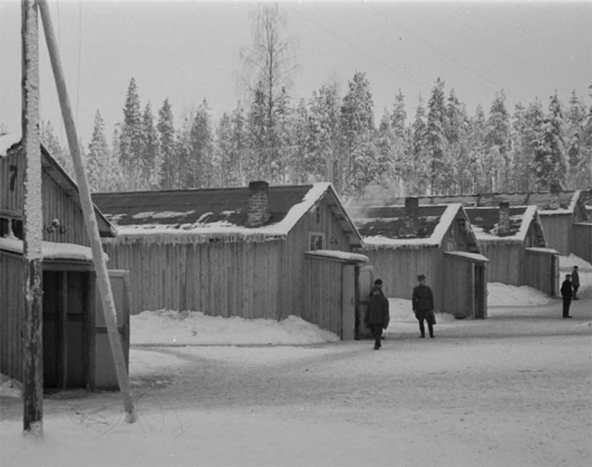Pieksämäen Naarajärven järjestelyleiri vuodelta 1942.