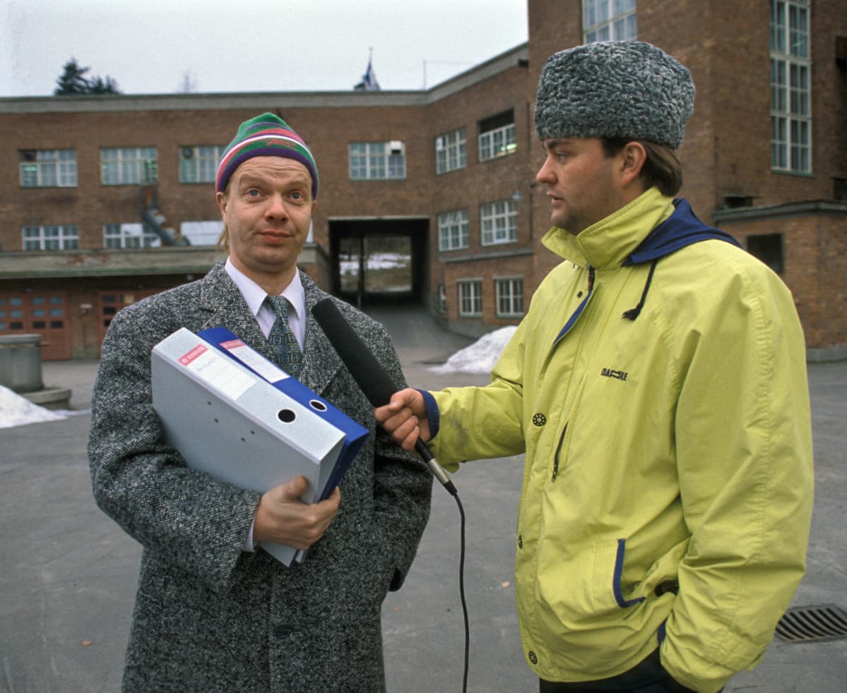 Heikki Silvennoinen (roolinimi Jaakko Parantainen) ja Olli Keskinen (roolinimi Eero Kakko).