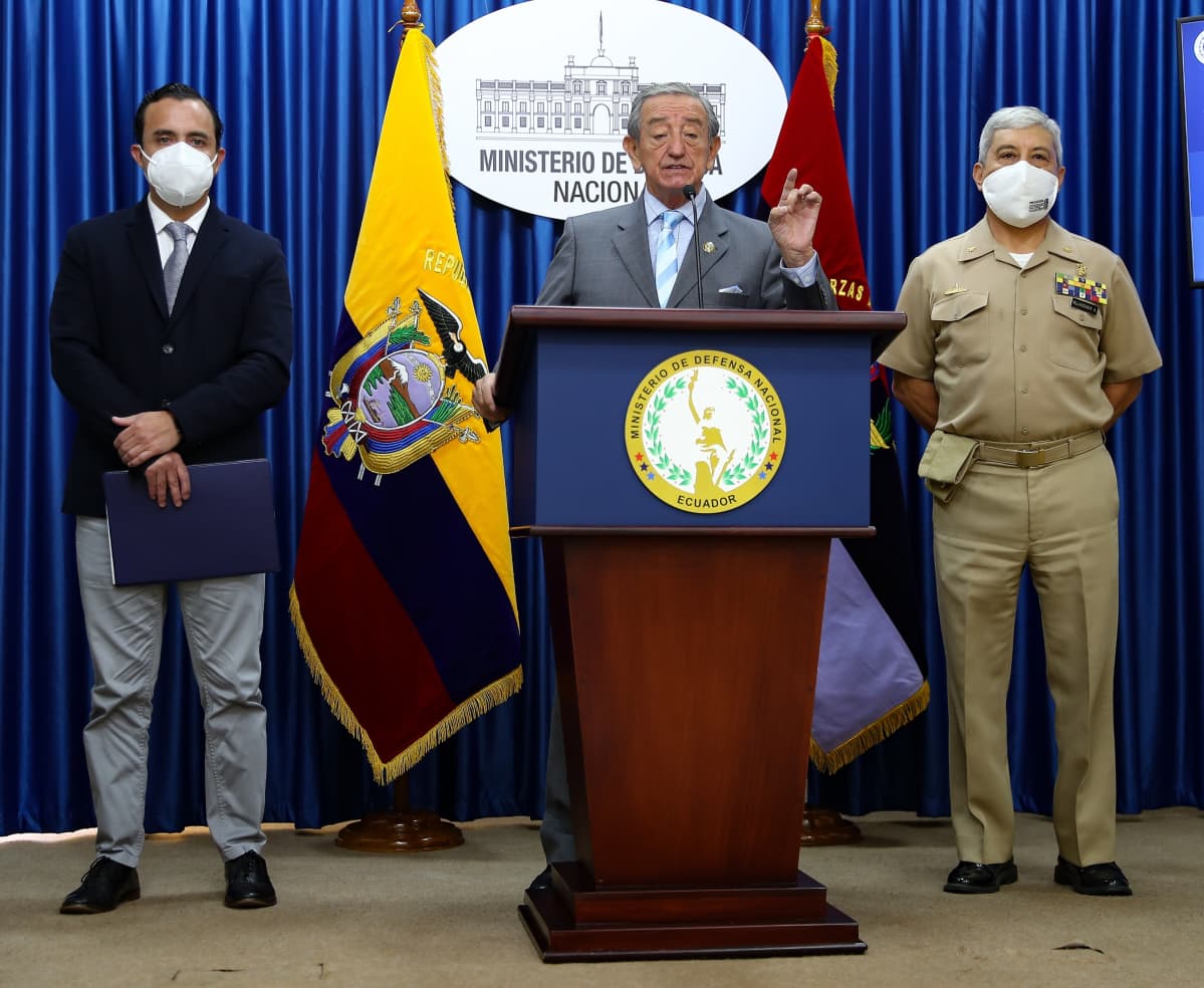 Ecuadorin puolustusministeri Oswaldo Jarrin