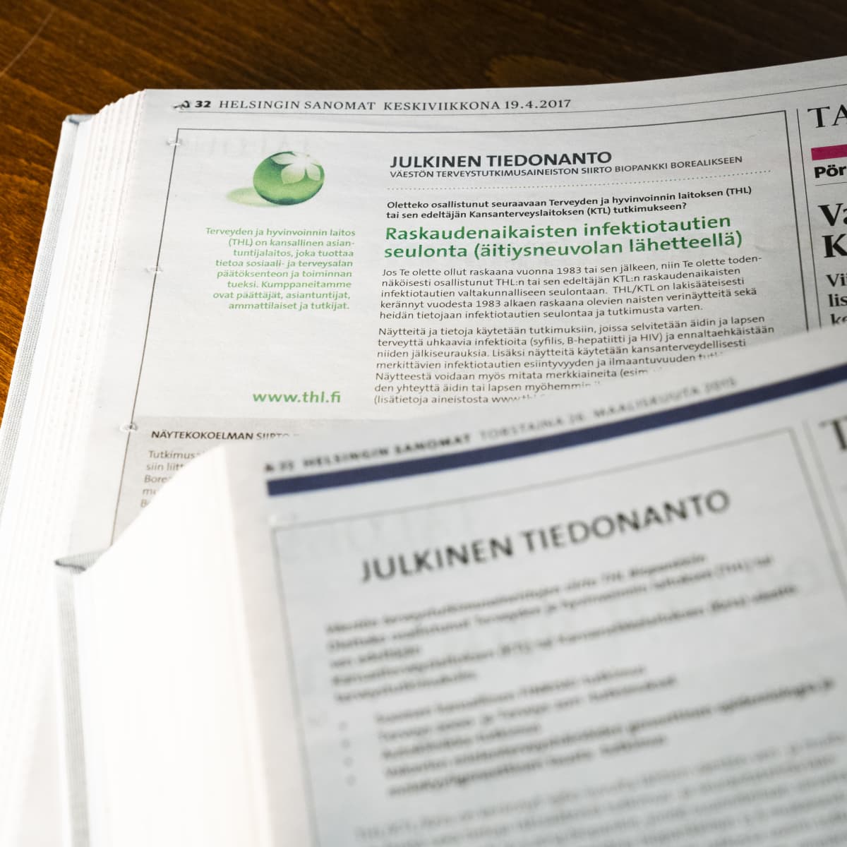 Lähikuva THL:n sanomalehdessä julkaistusta julkisesta tiedonannosta.