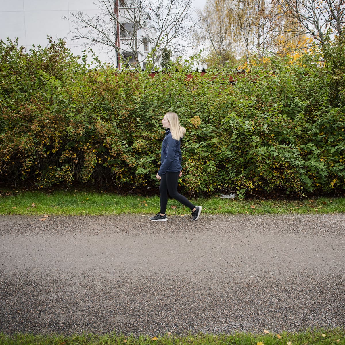 Kuvassa on lyhennettyä työviikkoa tekevä Oona Karvonen lokakuussa 2020 Helsingissä.