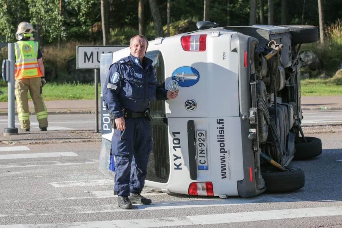 Kuvahaun tulos haulle poliisi