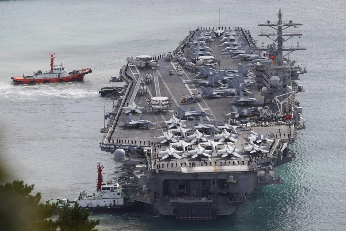 USS Ronald Reagan on yksi kolmesta sotaharjoitukseen osallistuvasta lentotukialuksesta.