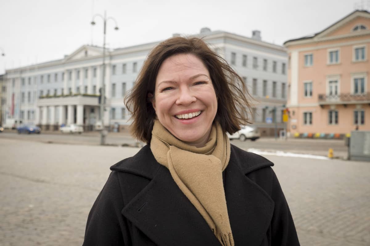 Helsingin kaupunkiympäristöstä vastaava apulaispormestari Anni Sinnemäki (vihr.)