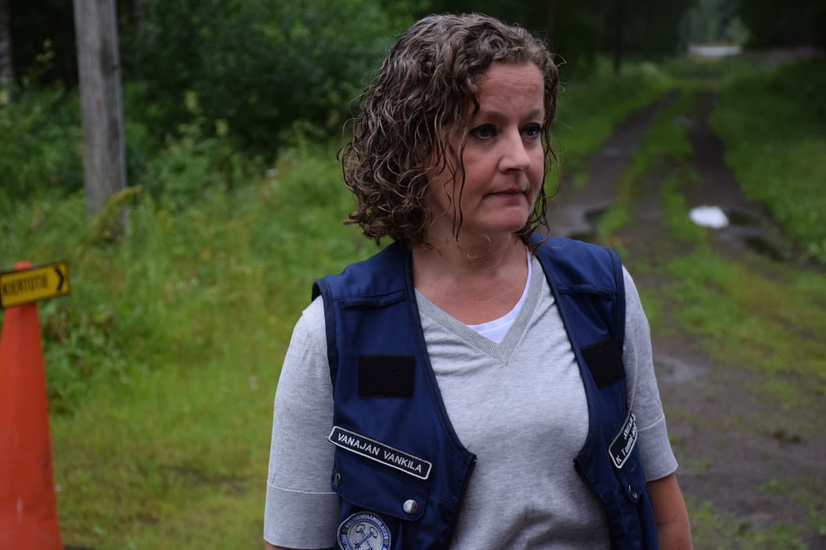 Kaisa-Tammi Moilanen Vanajan avovankilan alueella.