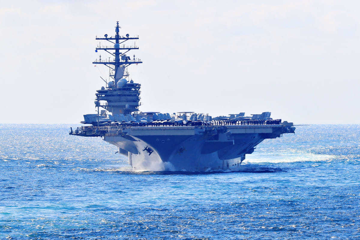 Yhdysvaltain laivaston lentotukialus USS Ronald Reagan osallistui 13 valtion merivoimien yhteistapahtumaan Jeju-saaren läheisyydessä Itä-Kiinana merellä 11. lokakuuta.
