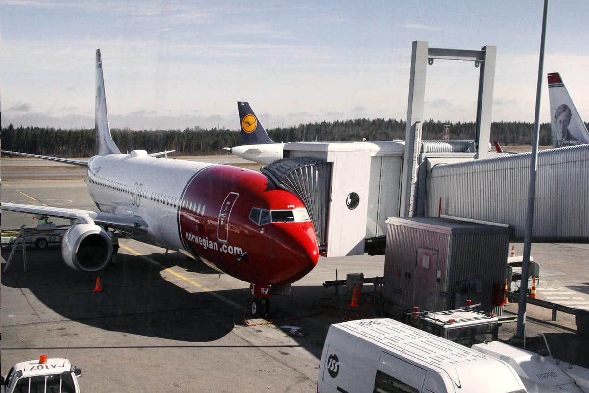 Norwegianin matkustajakone Helsinki-Vantaan lentokentällä