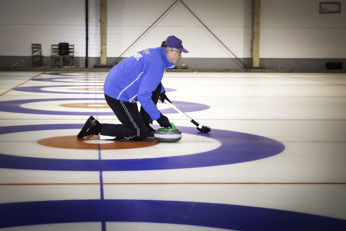 Juha Rehula curlingradalla