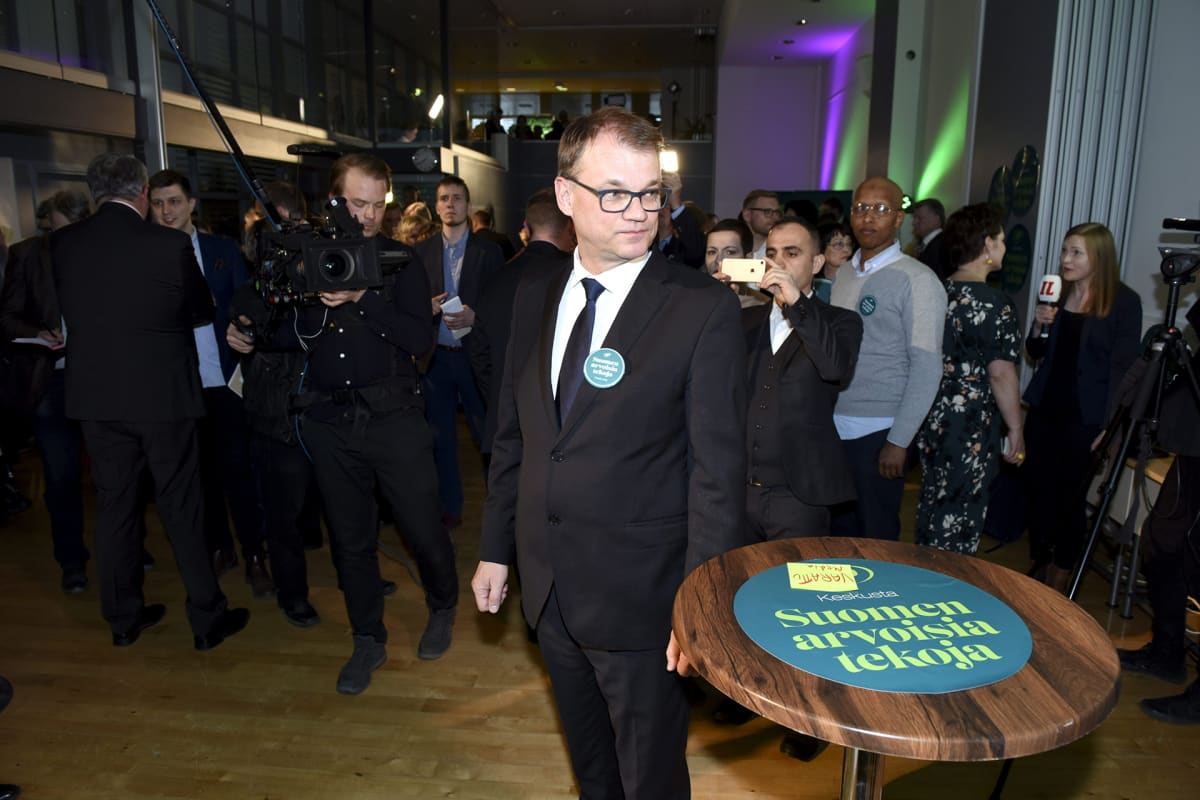 Juha Sipilä vaalivalvojaisissa Helsingissä.