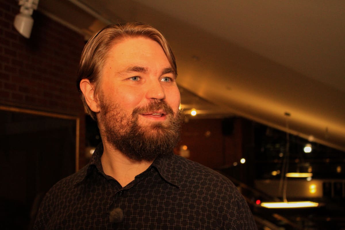 Juho Gröndahl aloitti tänä syksynä TTT:n vakinaisena dramaturgina.