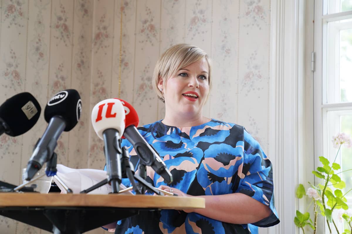 Annika Saarikko perusteli torstaina puheenjohtajakisaan lähtöään: ”En halua olla ihminen, joka jää nurkkapöytään jupisemaan.”