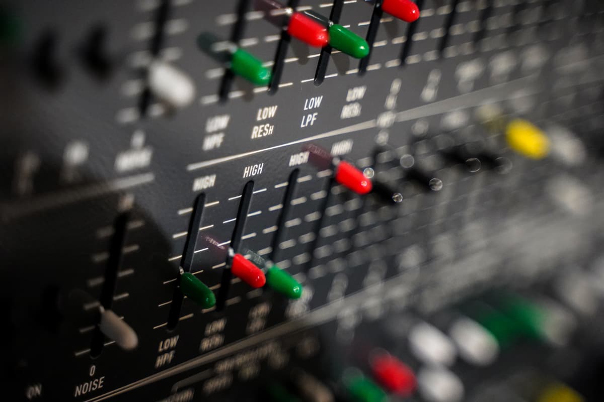 Yamaha CS80, syntetisaattori