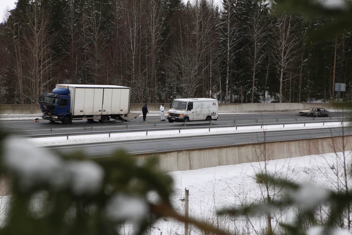Arvokuljetuksessa käytetty kuljetusauto.
