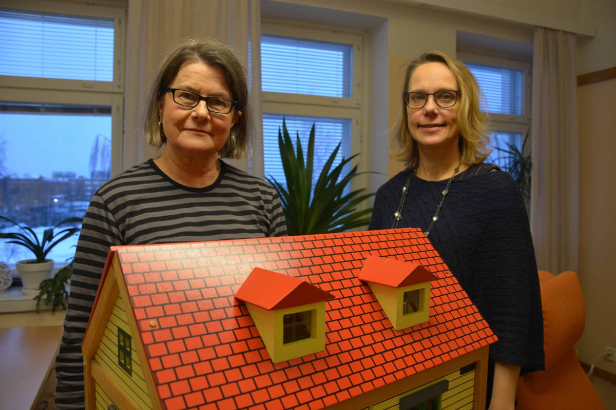 Psykologit Pi Sundell ja Carina Borg.