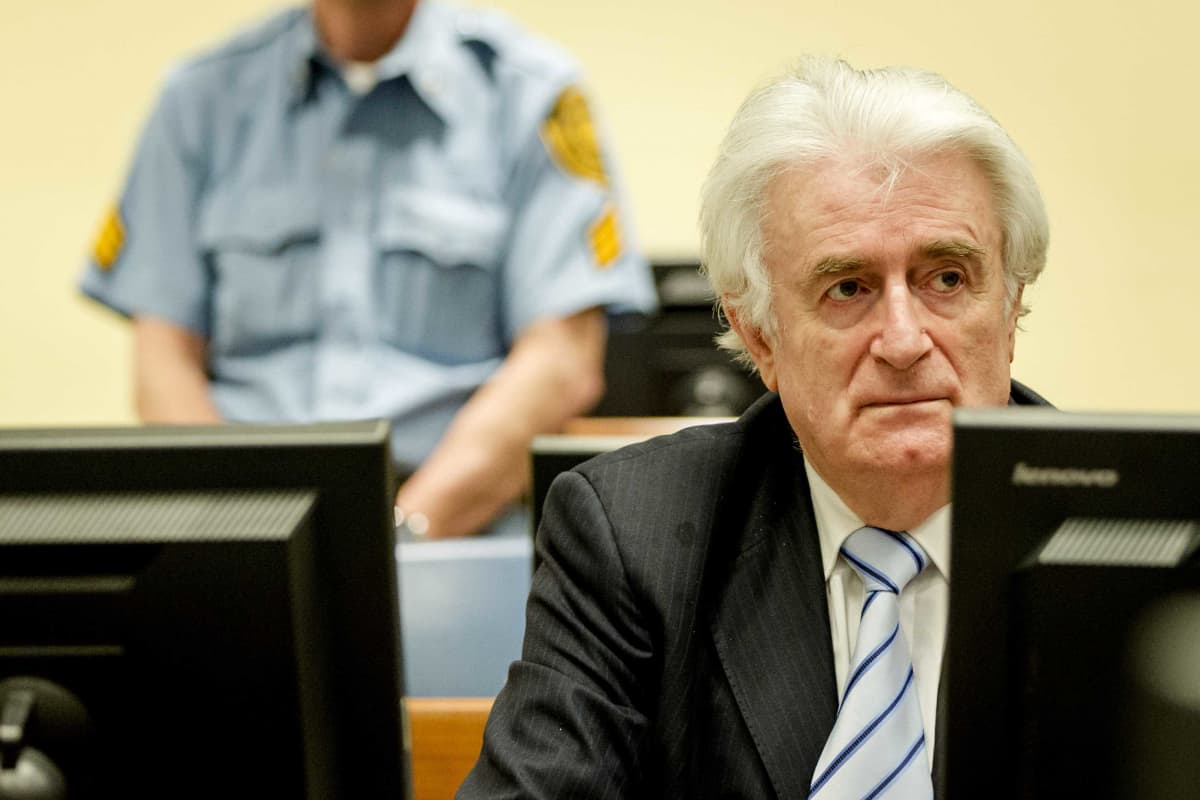 Bosnian serbien johtaja Radovan Karadžić