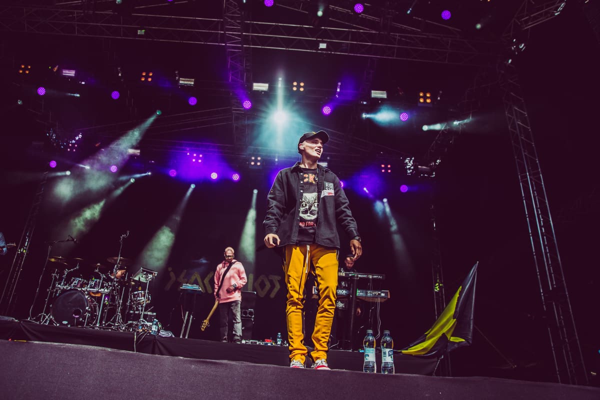 Isac Elliot Provinssissa.
