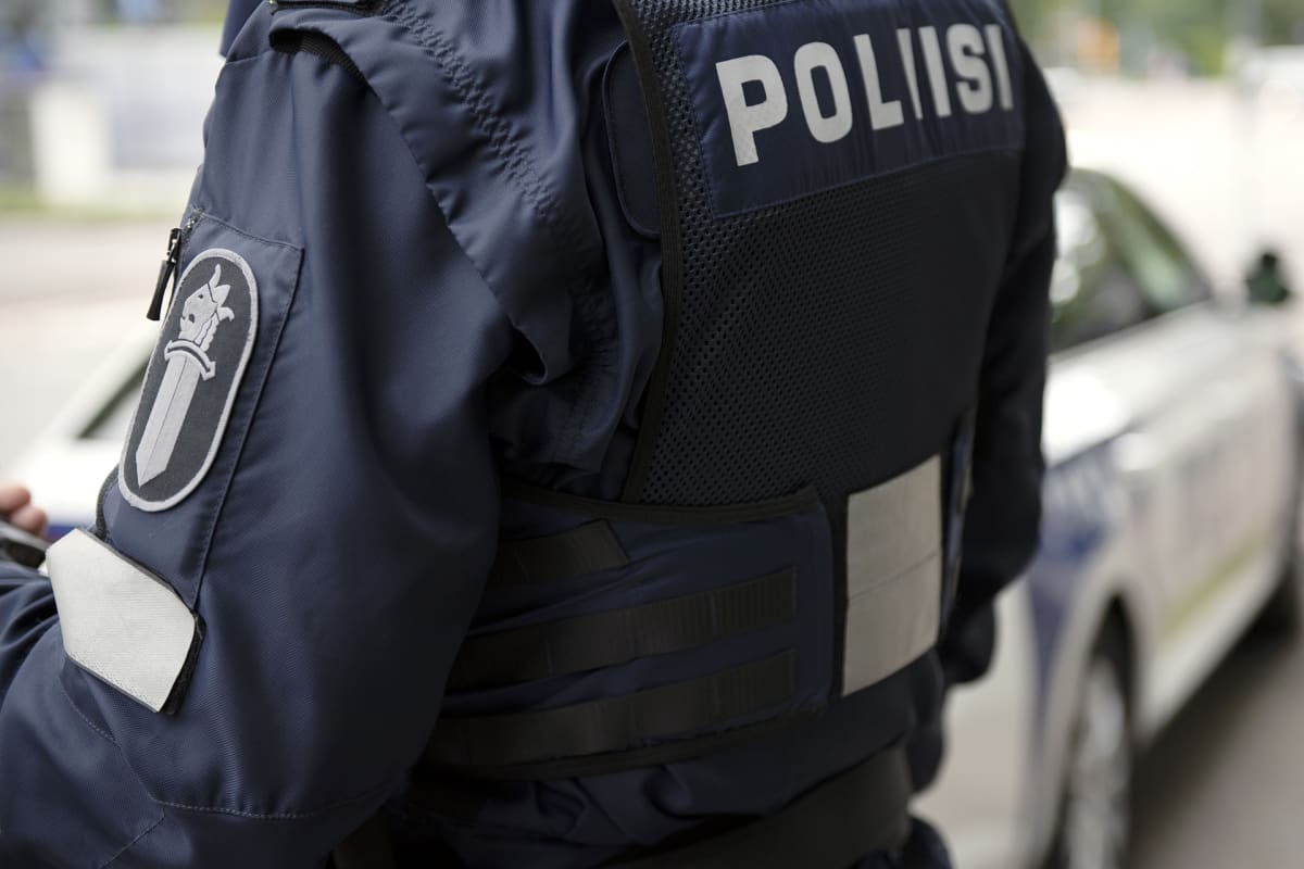 Poliisi.