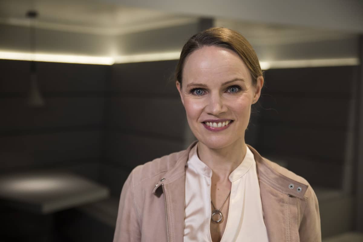 VR:n asiakkuuspalvelupäällikkö Salla Ketola.