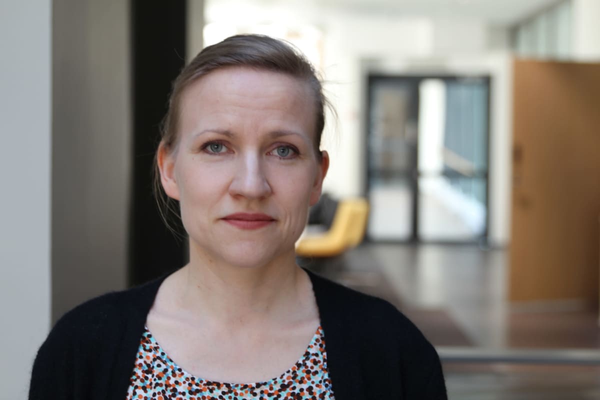 Tutkija Johanna Närvi THL