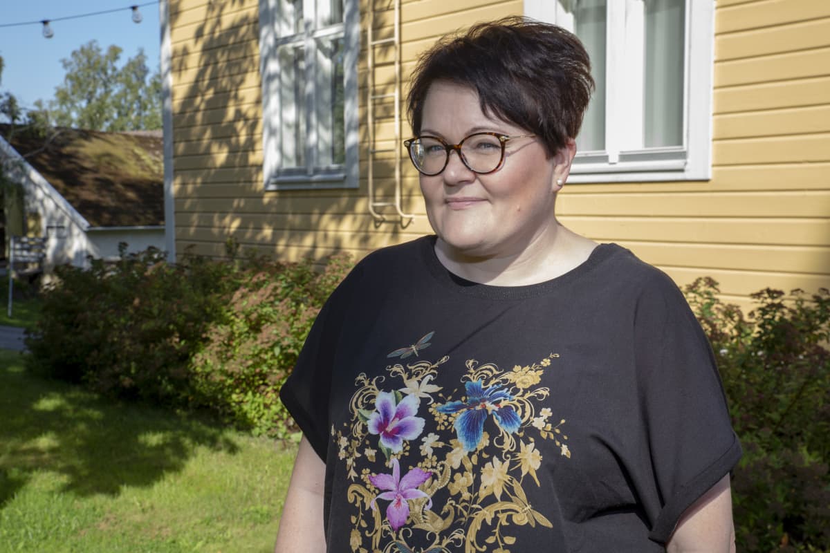 Taija Kavalto on yrittäjä Kavalton tilalalla Kaarinassa, missä järjestetään tilauksesta juhlia ja muuta pitopalvelua.