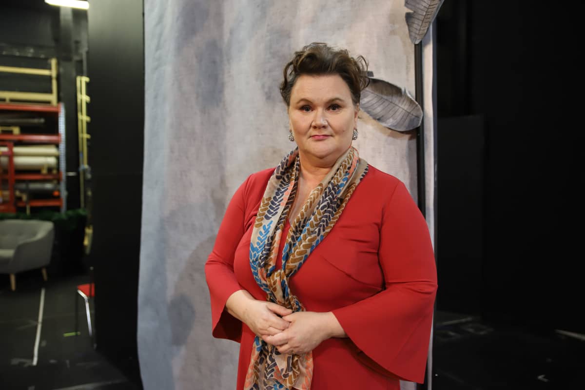 teatterinjohtaja Tiina Luhtaniemi