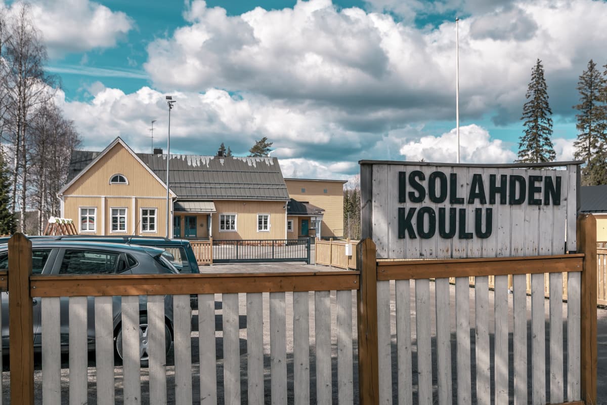 Isolahden koulu