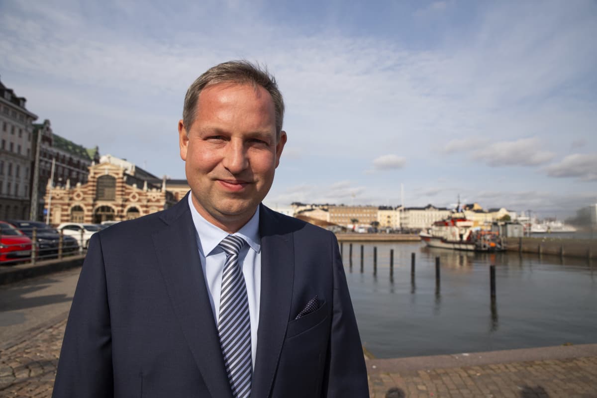 rakennusteollisuuden toimitusjohtaja aleksi randell