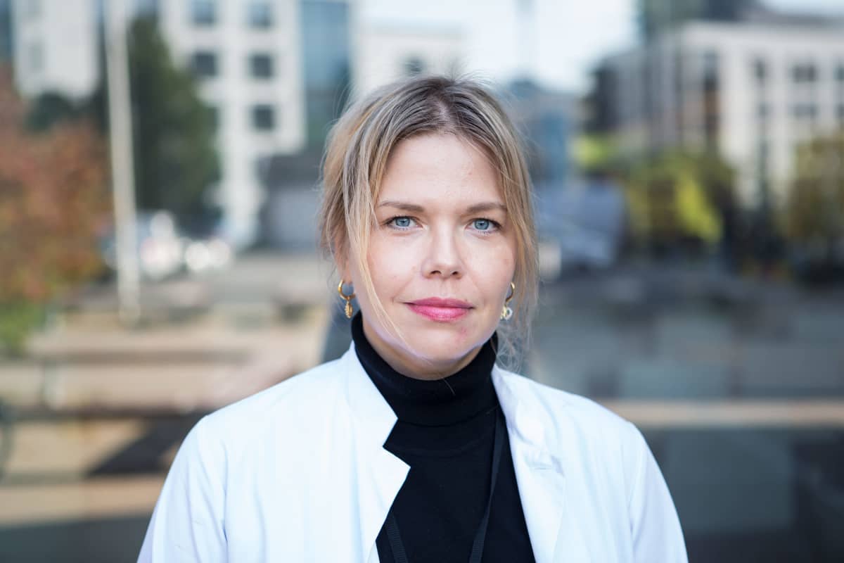 Nuorisolääkäri Miila Halonen.