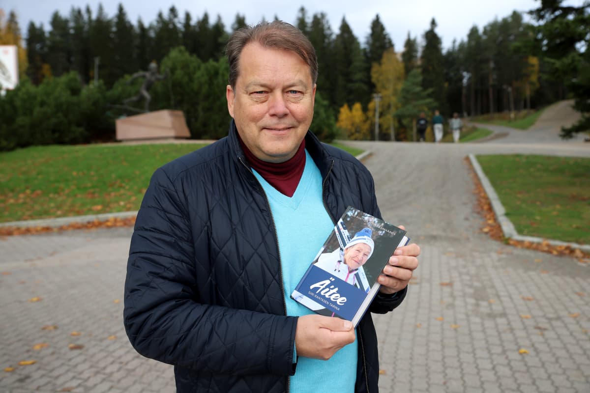 Jari Porttila pitää Siiri "Äitee" Rantasta vahvana ja päämäärätietoisena urheilijana, joka raivasi tietä naishiihtäjille.