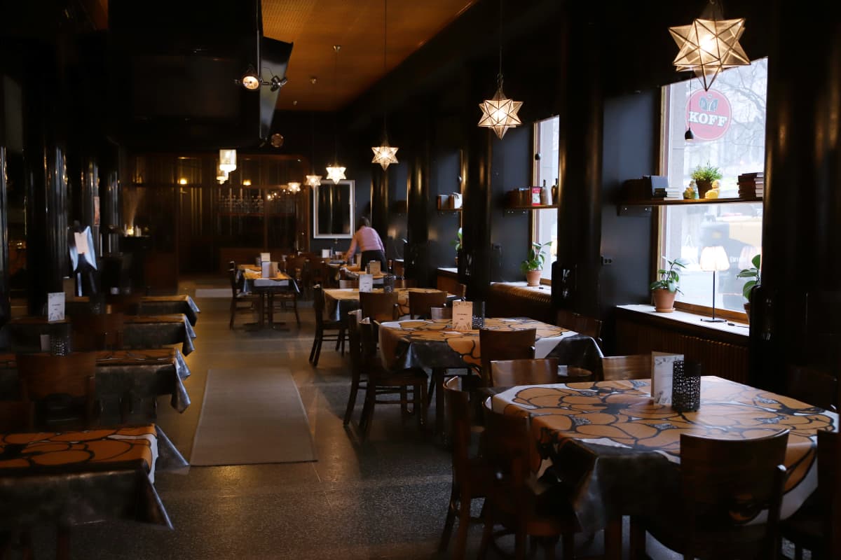 Ravintola Ankkurin lounasaika on juuri päättynyt