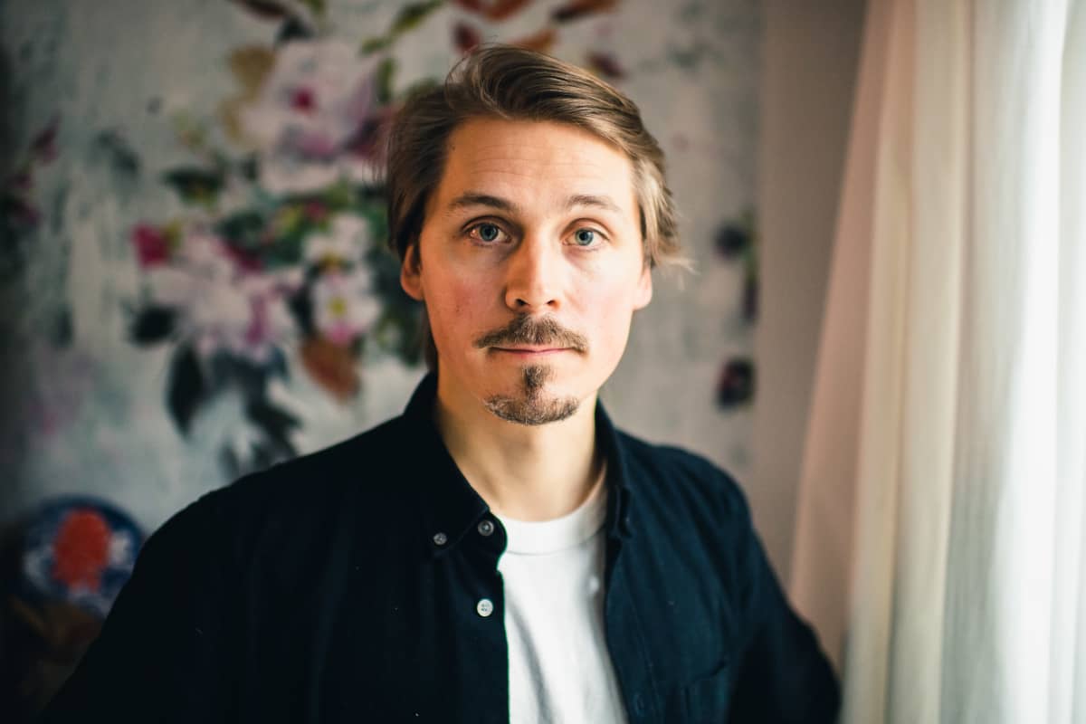 Kuvassa ohjaaja Markus Lehmusruusu.