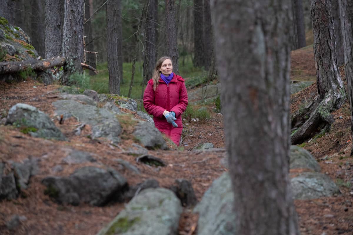 Suomalainen kirjailija ja Finlandian-palkinto voittaja Anni Kytömäki.