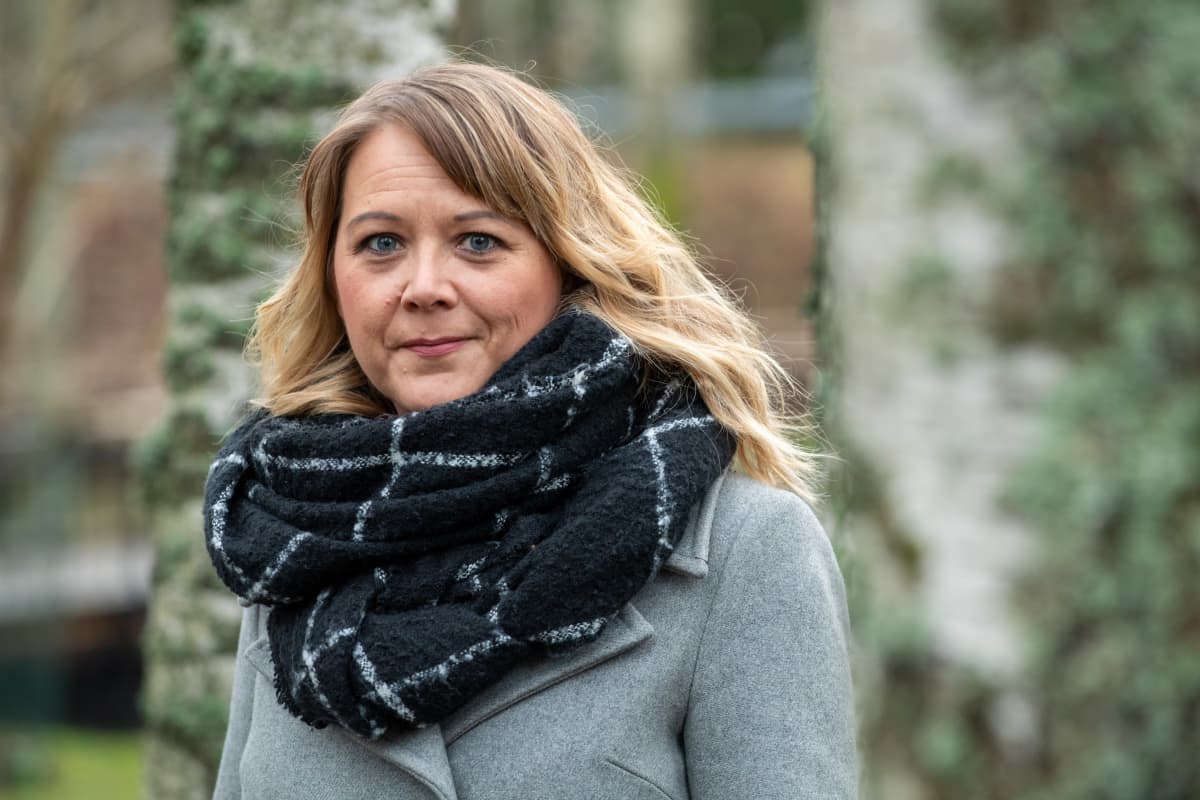 Verkkokriisityön päällikkö Satu Sutelainen.