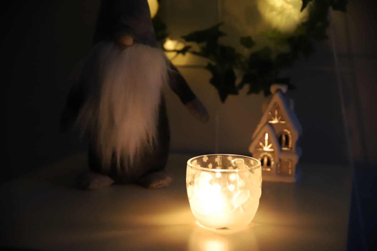 Eija Pekosen joulukoristeet hänen kodissaan.