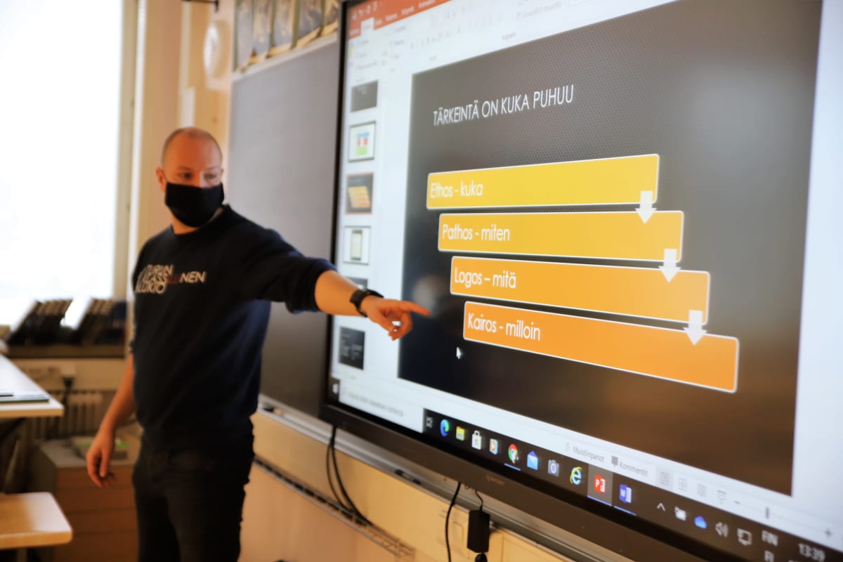 Opetusta urun klasillisessa lukiossa