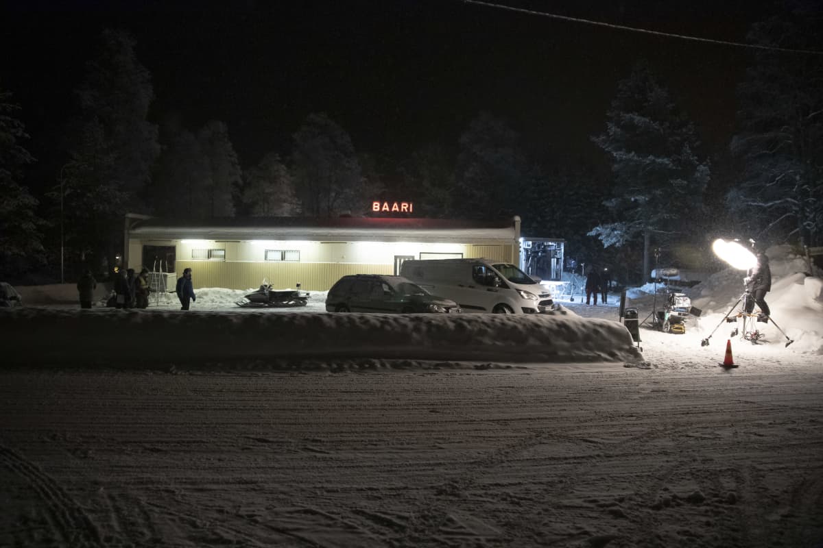 Metsurin tarina -elokuvan kuvauspaikka esittää kainuulaista baaria.