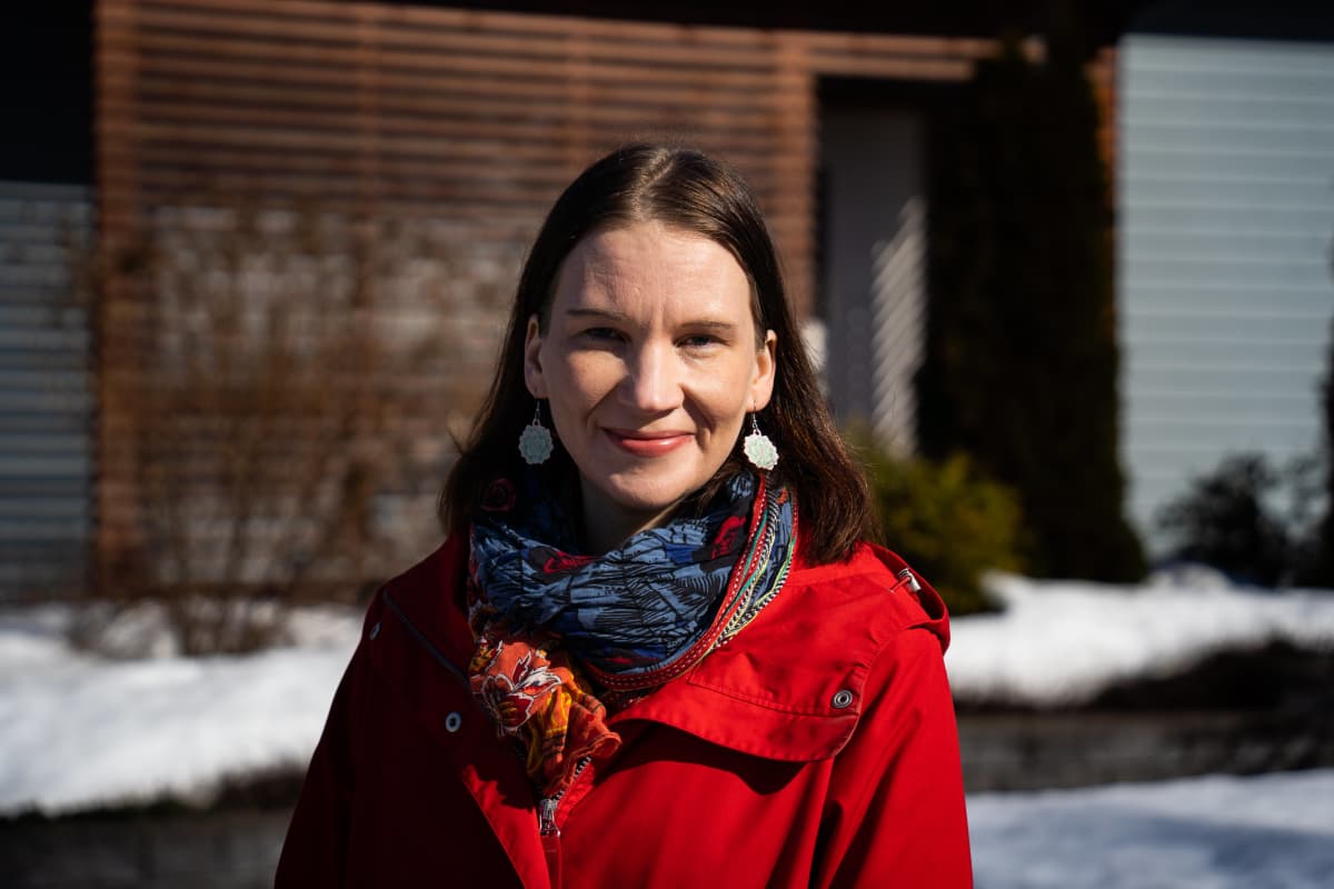 Elina Närvänen.