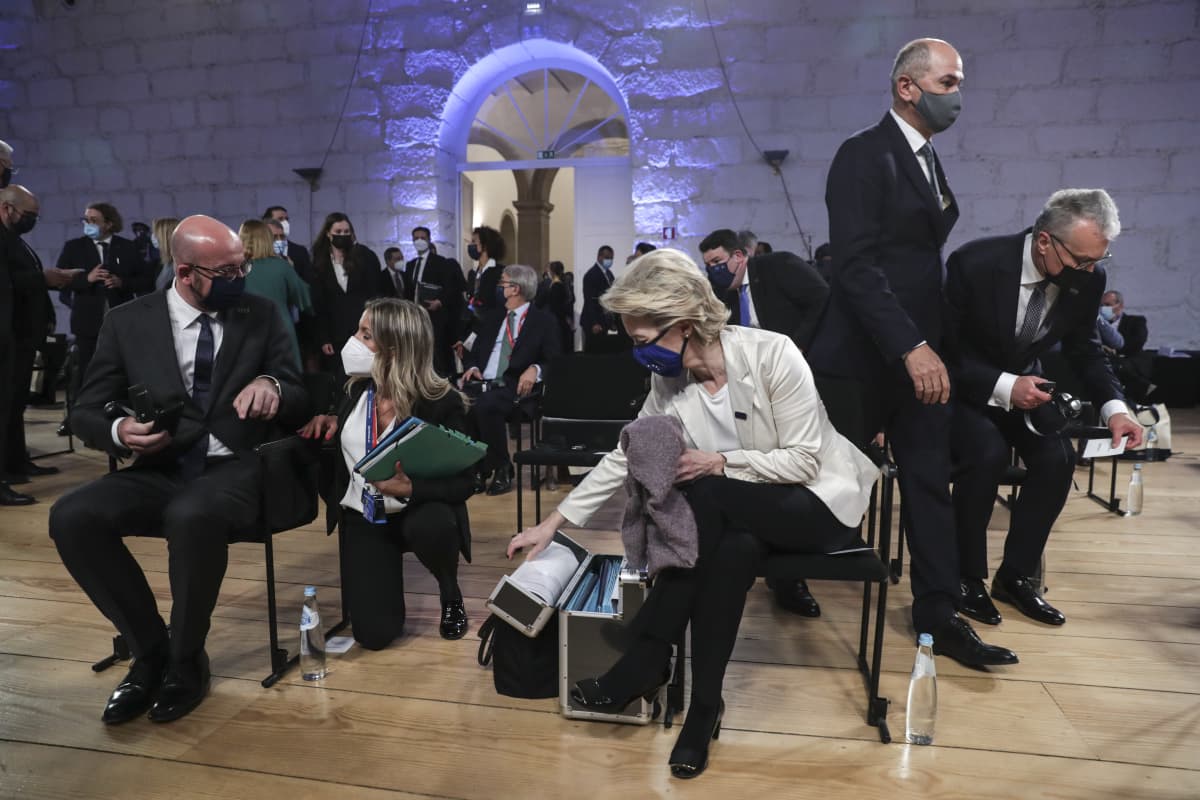 Charles Michel ja Ursula von der Leyen.