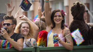 Helsingin Pride-viikko huipentui tänään lauantaina Pride-kulkueeseen.
