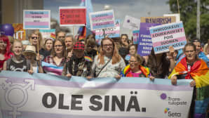 Helsingin Pride-viikko huipentui tänään lauantaina Pride-kulkueeseen.