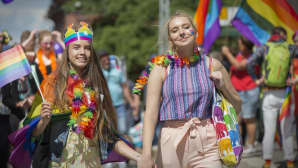 Helsingin Pride-viikko huipentui tänään lauantaina Pride-kulkueeseen.
