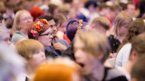 Animecon, cosplay-kilpailu, yleisöä