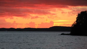 Iltarusko järvellä