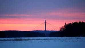 Kärkistensalmen silta Päijänteellä.