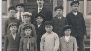 lönnrotin koulun oppilaita 1920-luvun alussa