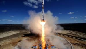 Satelliitteja kuljettava Soyuz-raketti laukaistiin avaruuteen Uglegorskin kaupungin ulkopuolella Venäjällä 28. huhtikuuta.