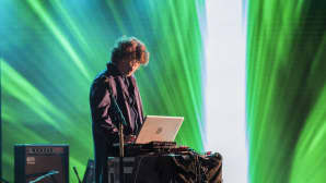 DJ, Taiteiden yö