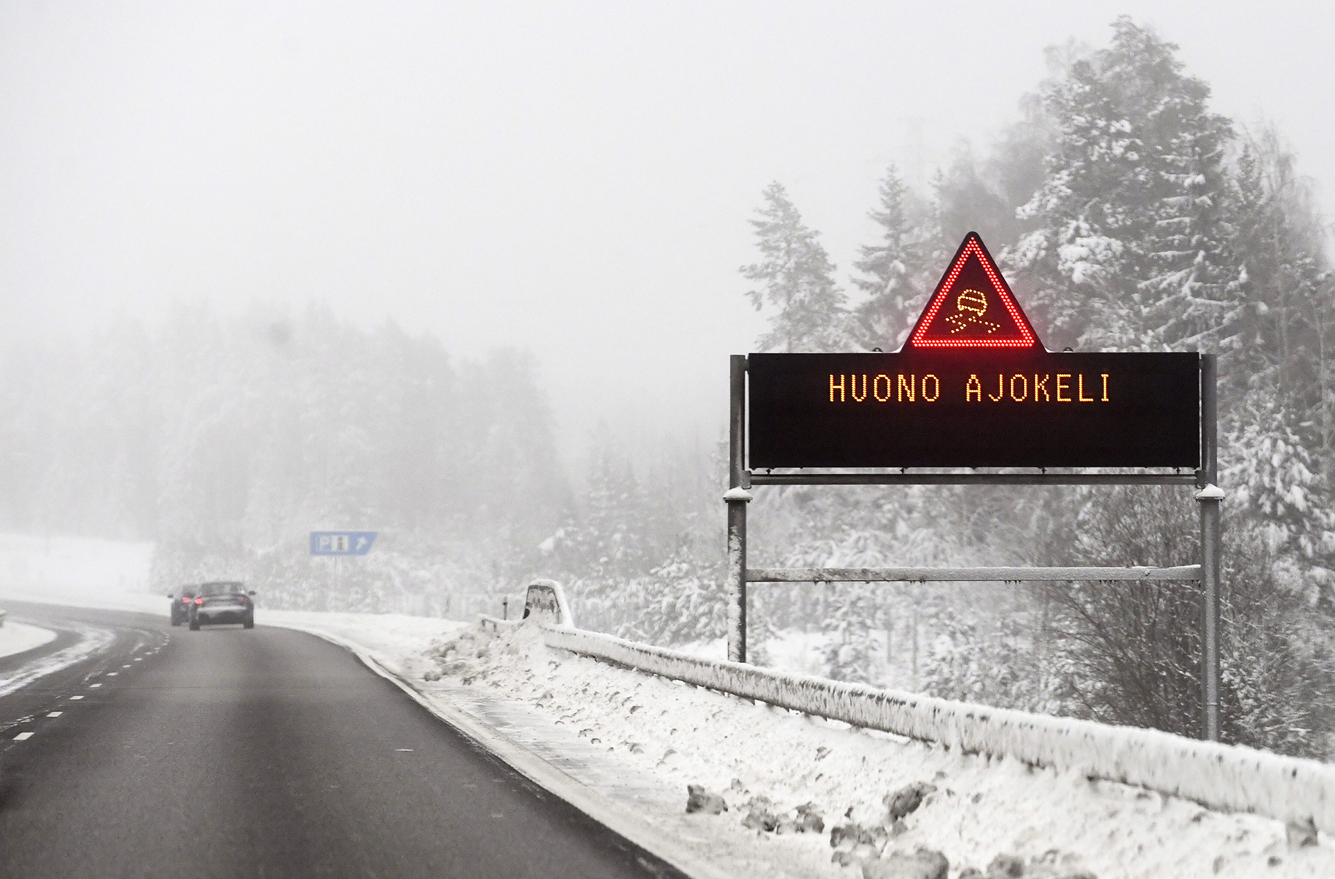 On Christmas Day, poor driving conditions in the western areas