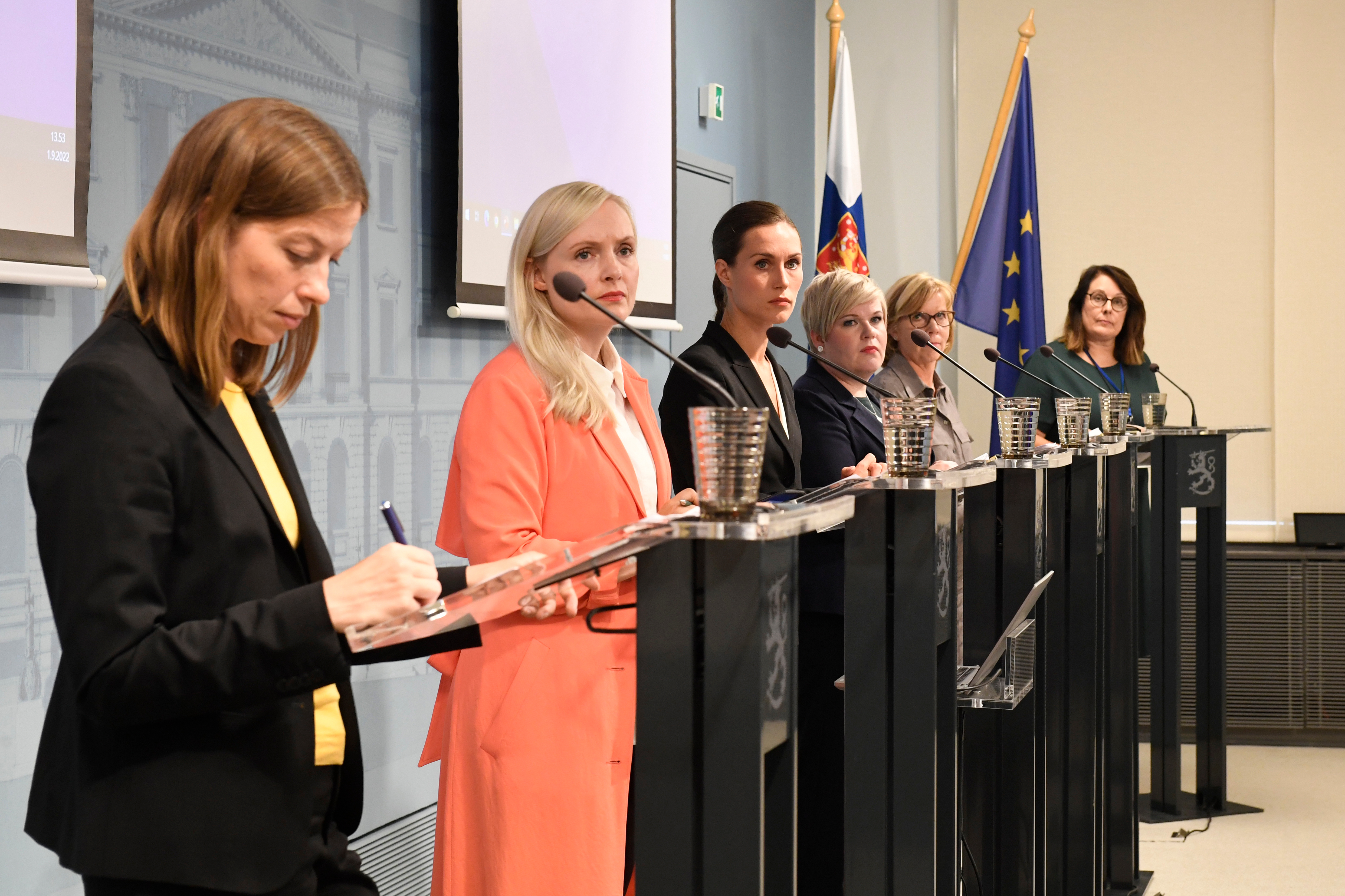 The budget plan for 2023 offers a wide range of subsidies, the deficit will increase to more than 8 billion euros